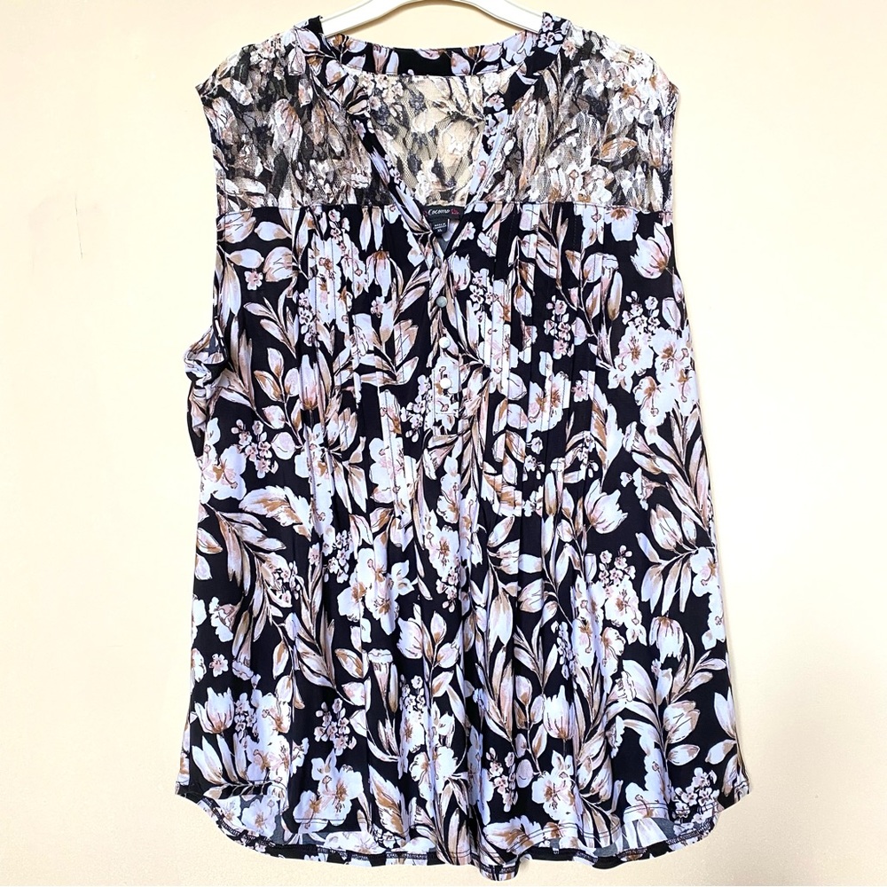 Sleeveless Floral Top with Lace Accents